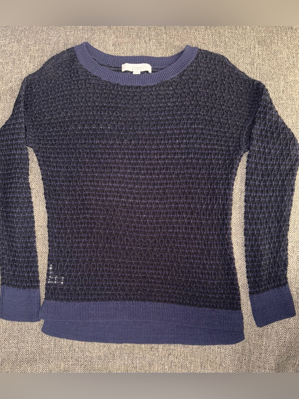 EUC Ann Taylor LOFT Navy Open-Knit Lightweight Women's Sweater Crew Neck, Medium
